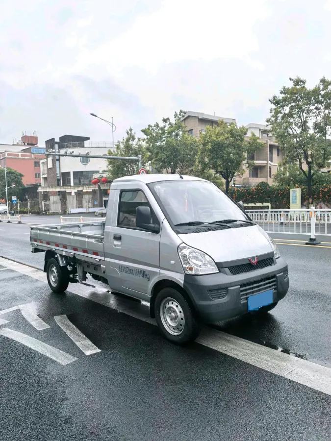 2023 WuLing RongGuang Mini Truck 1.5L 102HP L4 5MT,autocango,china used car exporter,china ev exporter,chinese used car exporter,chinese used ev exporter
