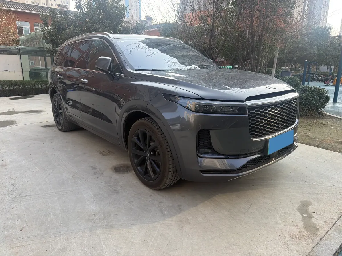 2021 Li ONE Range Extended 131HP REEV 40.5KWH,autocango,china used car exporter,china ev exporter,chinese used car exporter,chinese used ev exporter