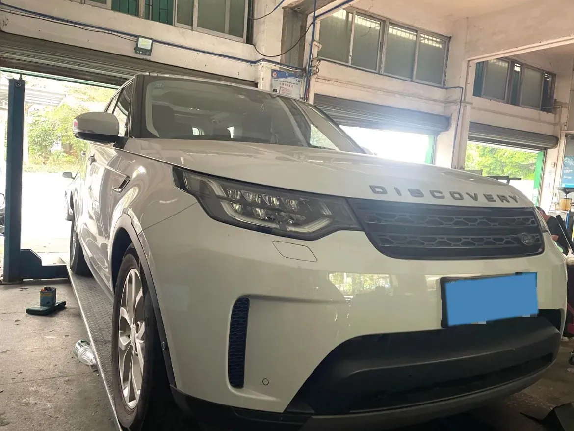 2020 Land Rover Discovery 2.0T 300HP L4 8AT,autocango,china used car exporter,china ev exporter,chinese used car exporter,chinese used ev exporter