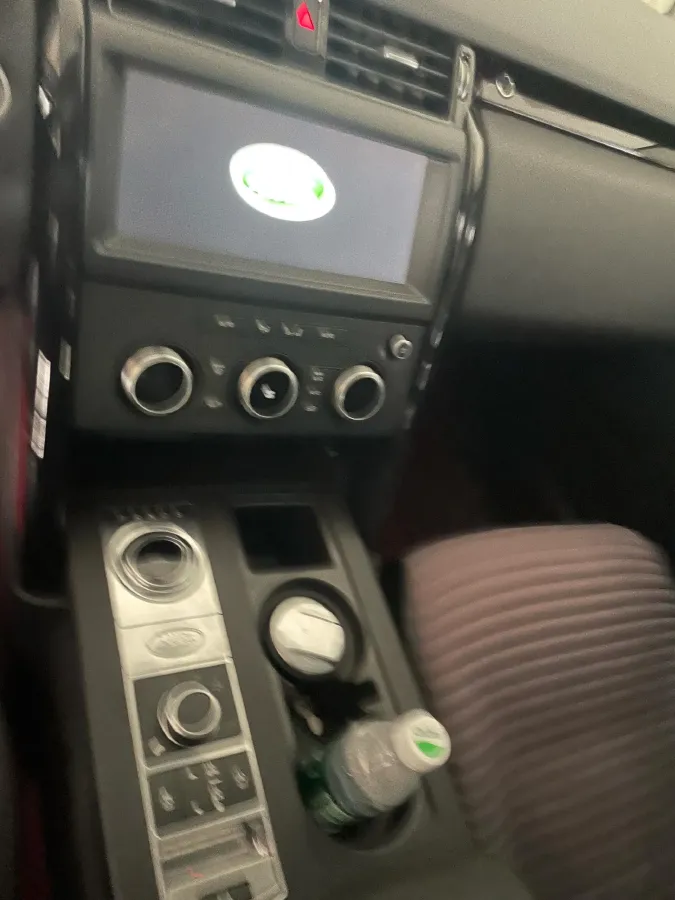 2020 Land Rover Discovery 2.0T 300HP L4 8AT,autocango,china used car exporter,china ev exporter,chinese used car exporter,chinese used ev exporter