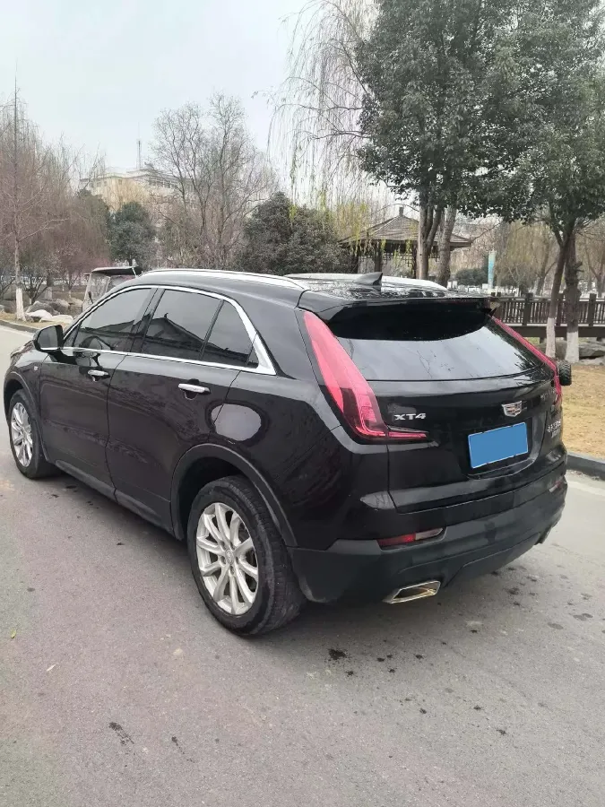 2020 Cadillac XT4 2.0T 241HP L4 9AT,autocango,china used car exporter,china ev exporter,chinese used car exporter,chinese used ev exporter
