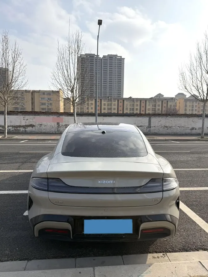 2024 MI SU7 BEV 73.6KWH,autocango,china used car exporter,china ev exporter,chinese used car exporter,chinese used ev exporter