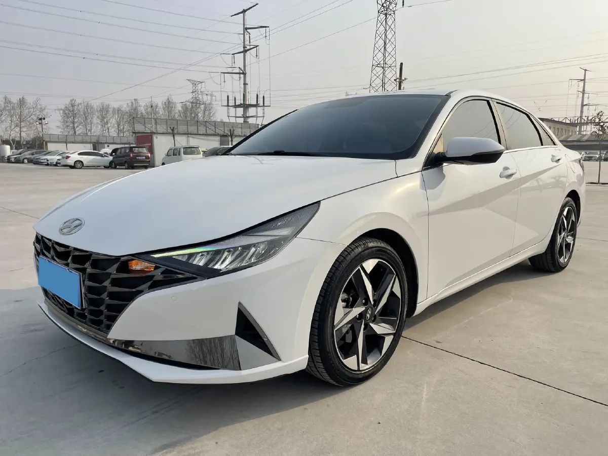 2022 Hyundai Elantra 1.5L 115HP L4 CVT,autocango,china used car exporter,china ev exporter,chinese used car exporter,chinese used ev exporter