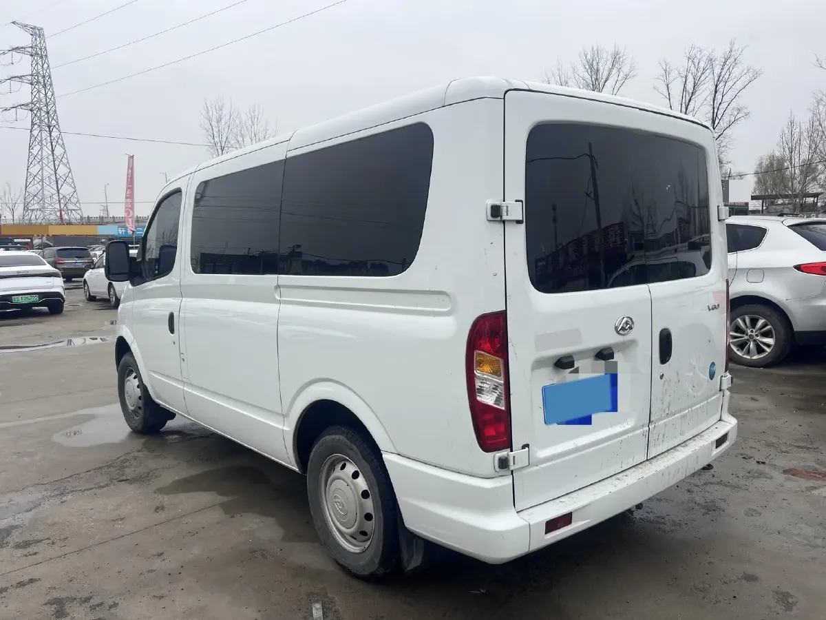 2021 MAXUS XinTu V80 2.0T 139HP L4 6MT,autocango,china used car exporter,china ev exporter,chinese used car exporter,chinese used ev exporter