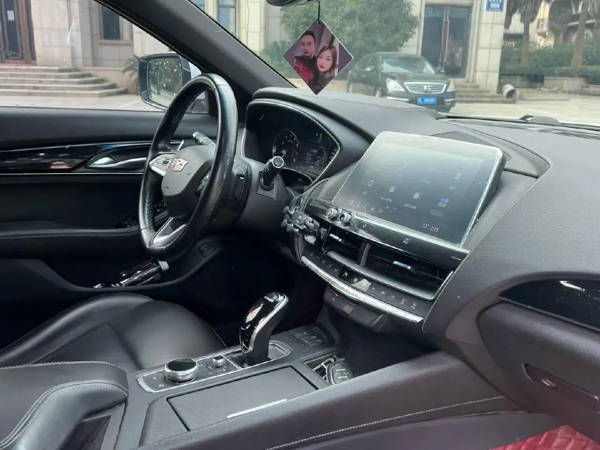 2020 Cadillac CT5 2.0T 241HP L4 10AT,autocango,china used car exporter,china ev exporter,chinese used car exporter,chinese used ev exporter