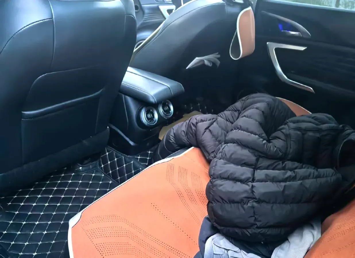 2020 WEY VV7 2.0T 227HP L4 7DCT,autocango,china used car exporter,china ev exporter,chinese used car exporter,chinese used ev exporter