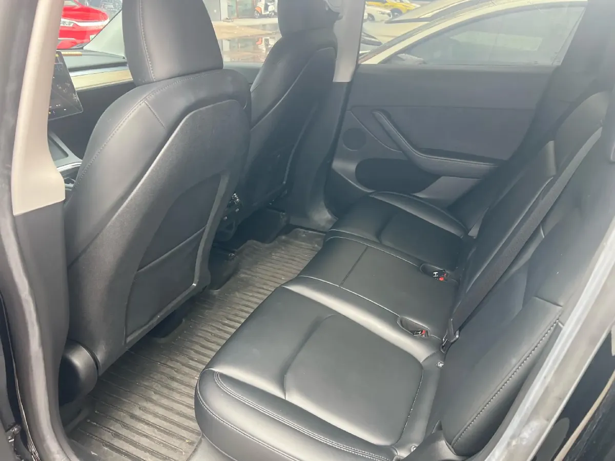 2022 Tesla Model Y BEV 60KWH,autocango,china used car exporter,china ev exporter,chinese used car exporter,chinese used ev exporter