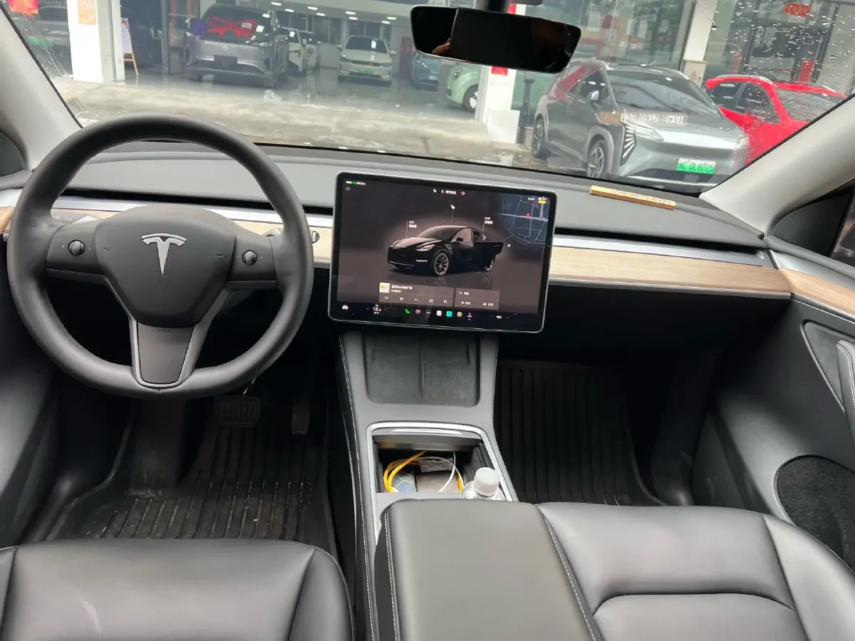2022 Tesla Model Y BEV 60KWH,autocango,china used car exporter,china ev exporter,chinese used car exporter,chinese used ev exporter
