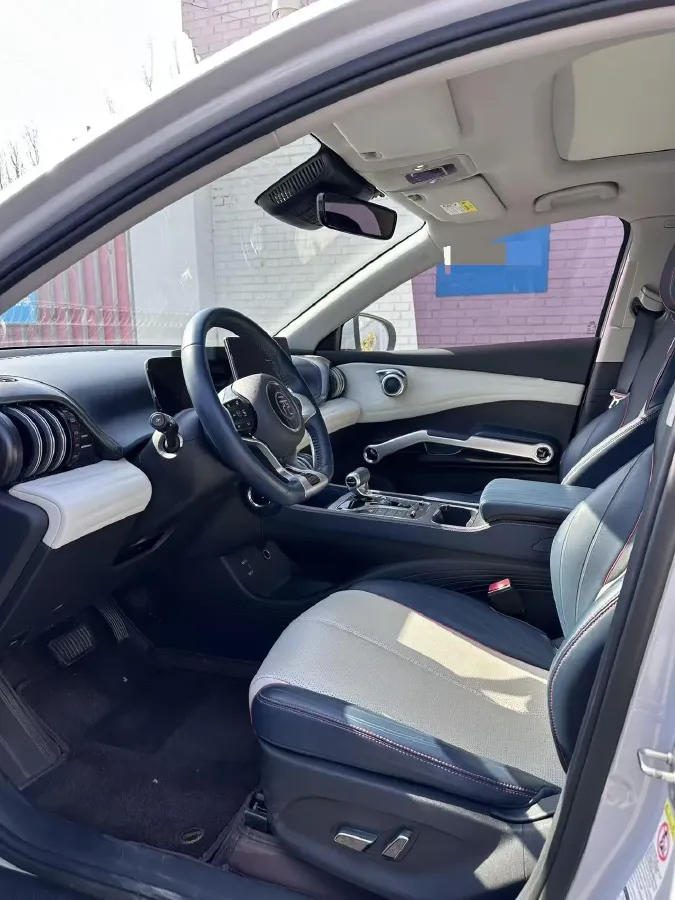 2022 Foton Grand General G7 2.0T 238HP L4 8AT,autocango,china used car exporter,china ev exporter,chinese used car exporter,chinese used ev exporter