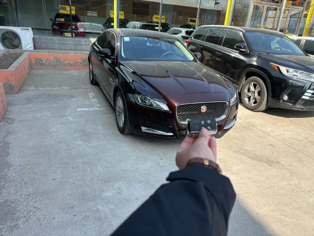 2019 Mercedes-Benz GLA Class 2.0T 211HP L4 7DCT,autocango,china used car exporter,china ev exporter,chinese used car exporter,chinese used ev exporter