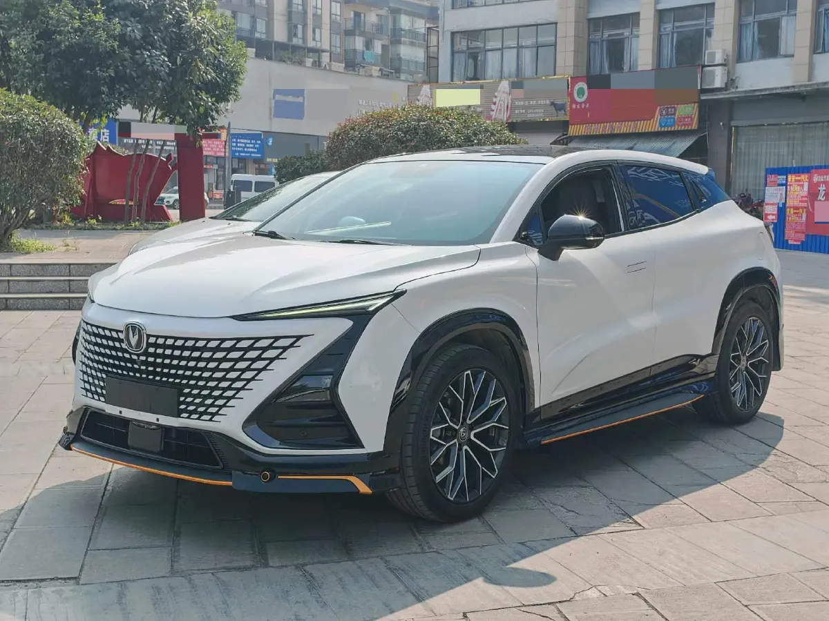 2022 ChangAn UNI-T 1.5T 188HP L4 7DCT,autocango,china used car exporter,china ev exporter,chinese used car exporter,chinese used ev exporter