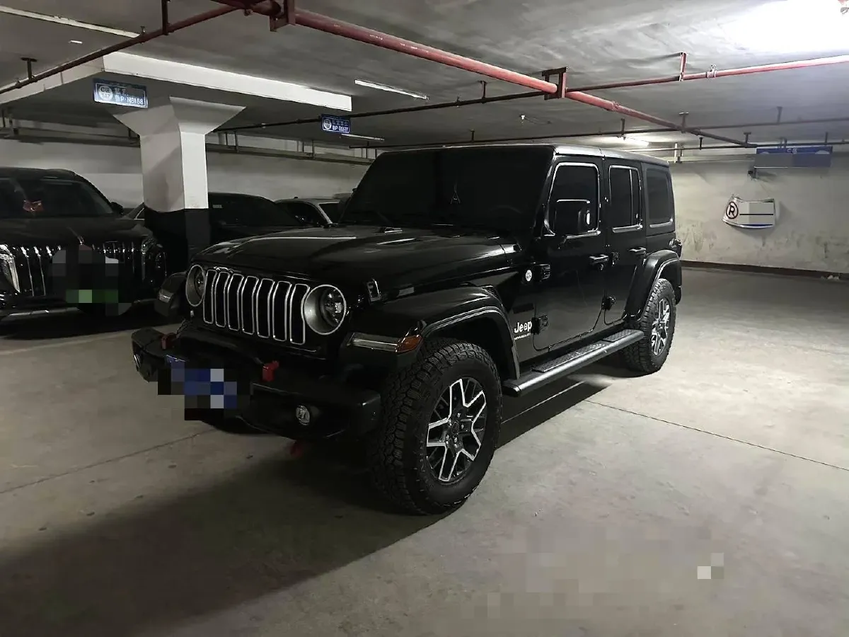 2024 Jeep Wrangler 2.0T 266HP L4 8AT,autocango,china used car exporter,china ev exporter,chinese used car exporter,chinese used ev exporter