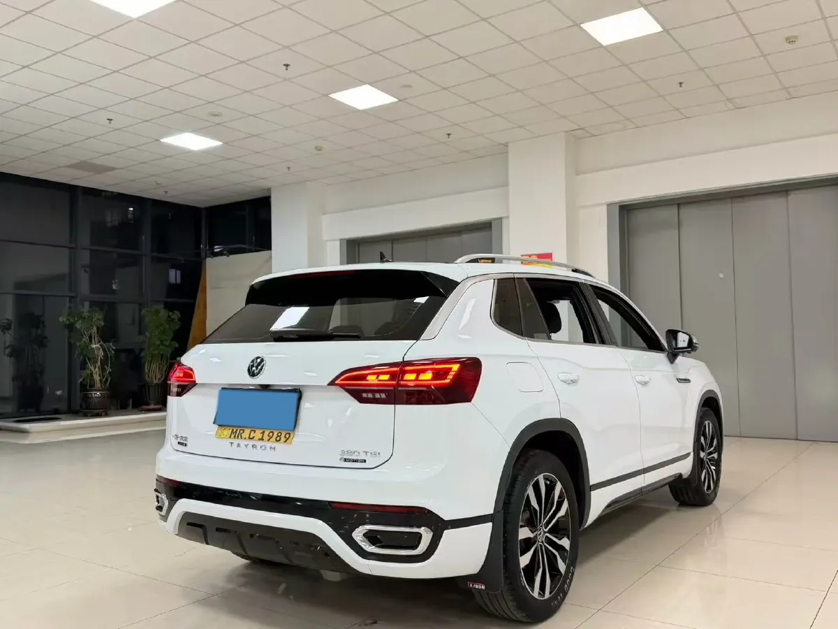 2021 Volkswagen Tayron 2.0T 220HP L4 7DCT,autocango,china used car exporter,china ev exporter,chinese used car exporter,chinese used ev exporter