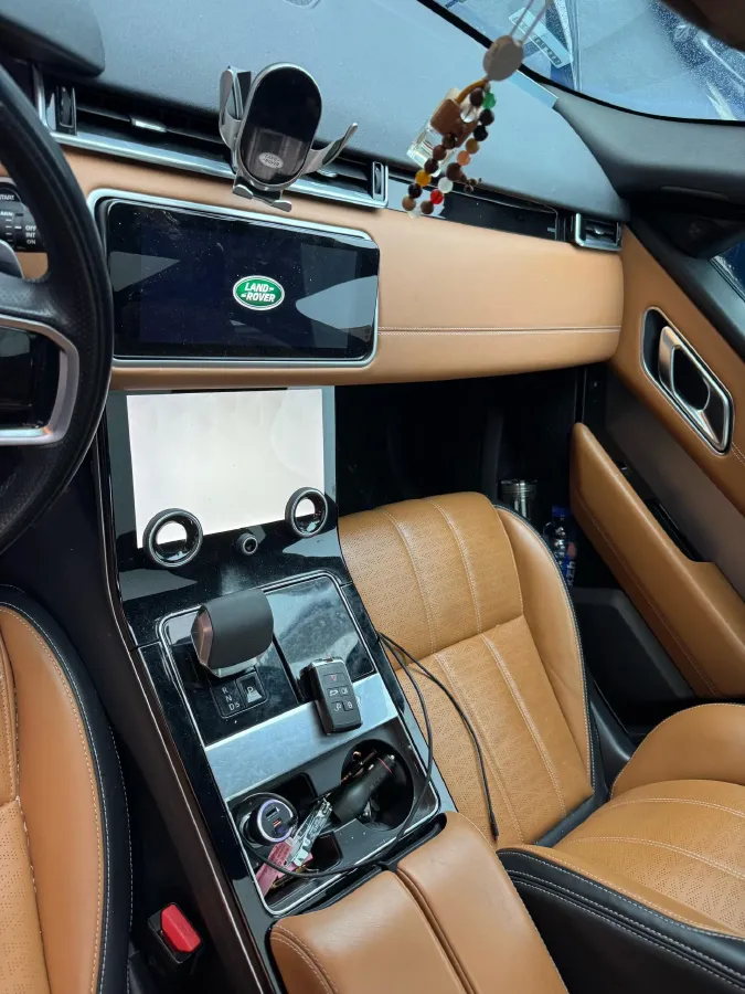 2023 Land Rover Range Rover Velar 2.0T 250HP L4 8AT,autocango,china used car exporter,china ev exporter,chinese used car exporter,chinese used ev exporter