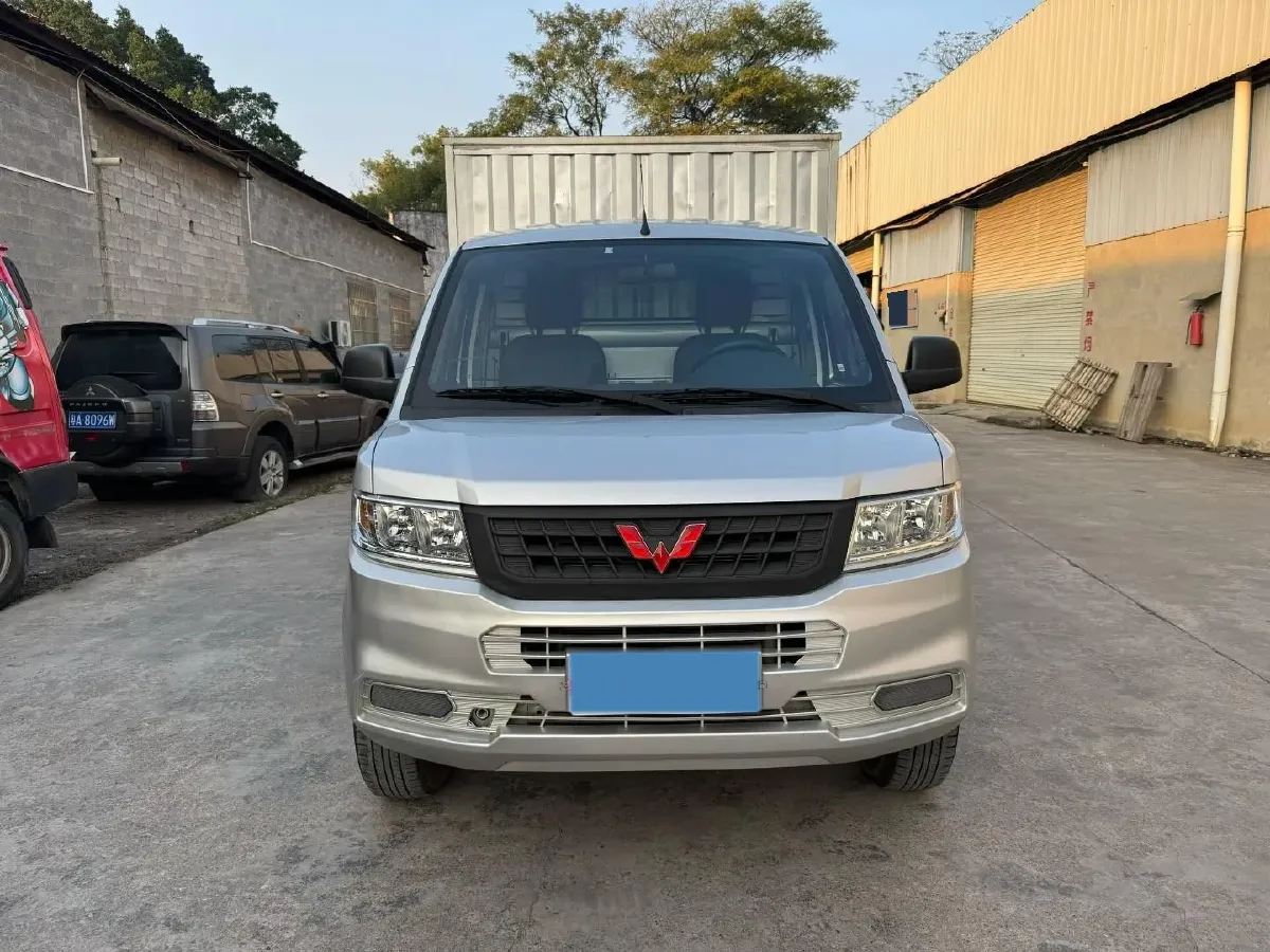 2019 WuLing RongGuang New Truck 1.8L 133HP L4 5MT,autocango,china used car exporter,china ev exporter,chinese used car exporter,chinese used ev exporter