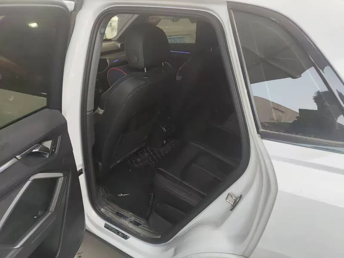 2024 Audi Q3 1.5T 160HP L4 7DCT,autocango,china used car exporter,china ev exporter,chinese used car exporter,chinese used ev exporter