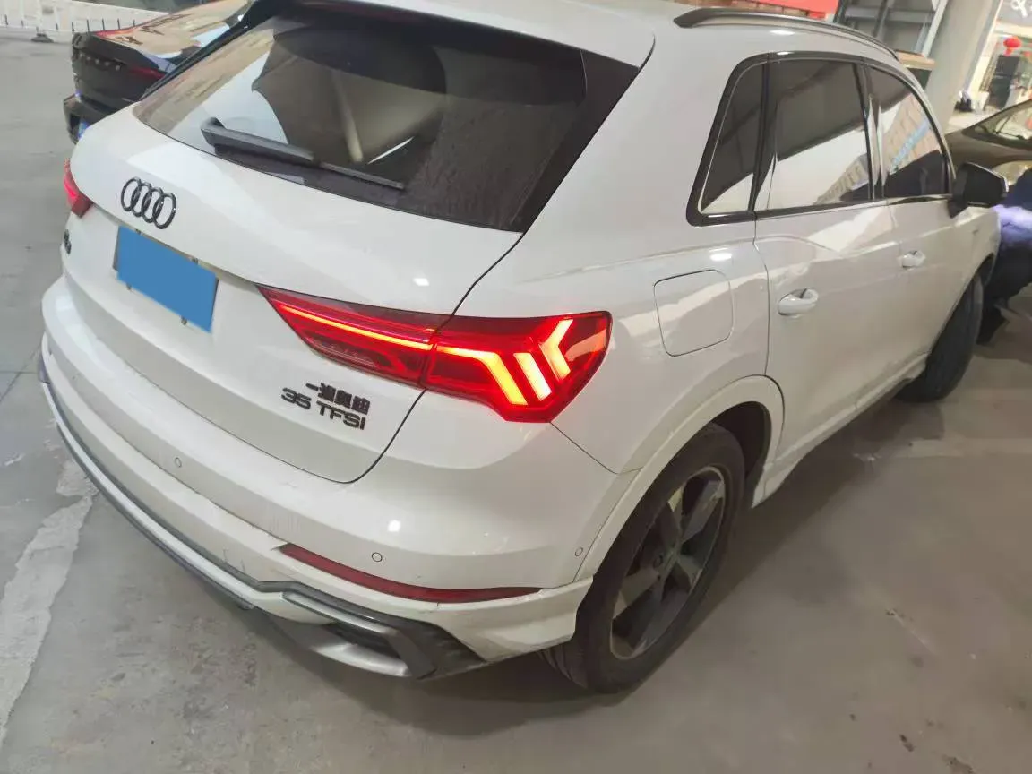 2024 Audi Q3 1.5T 160HP L4 7DCT,autocango,china used car exporter,china ev exporter,chinese used car exporter,chinese used ev exporter