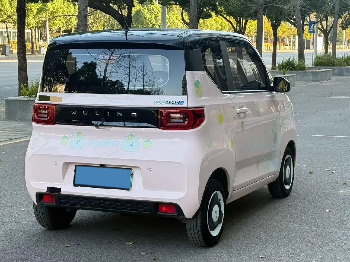2022 WuLing HongGuang MINI EV BEV 13.9KWH,autocango,china used car exporter,china ev exporter,chinese used car exporter,chinese used ev exporter