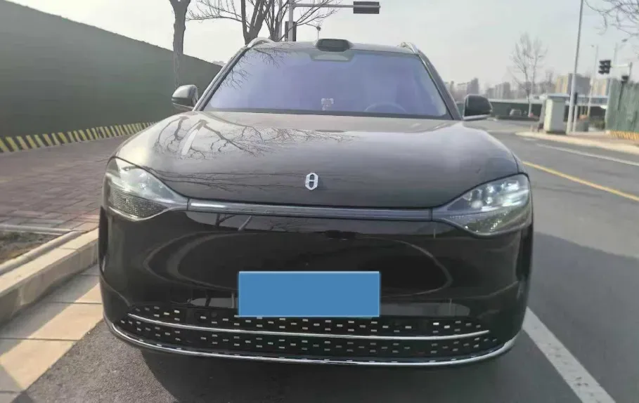 2025 AITO AITO M9 REEV 160HP REEV 52KWH,autocango,china used car exporter,china ev exporter,chinese used car exporter,chinese used ev exporter