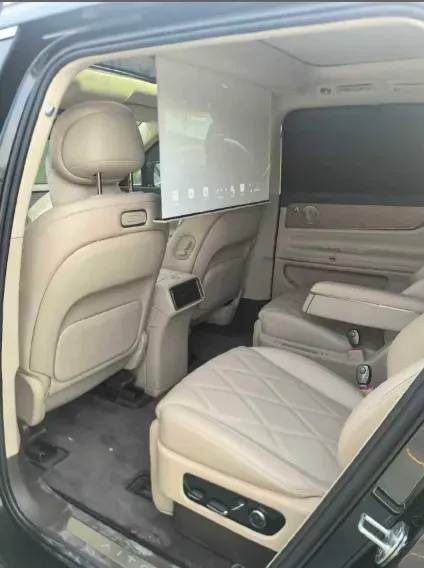 2025 AITO AITO M9 REEV 160HP REEV 52KWH,autocango,china used car exporter,china ev exporter,chinese used car exporter,chinese used ev exporter