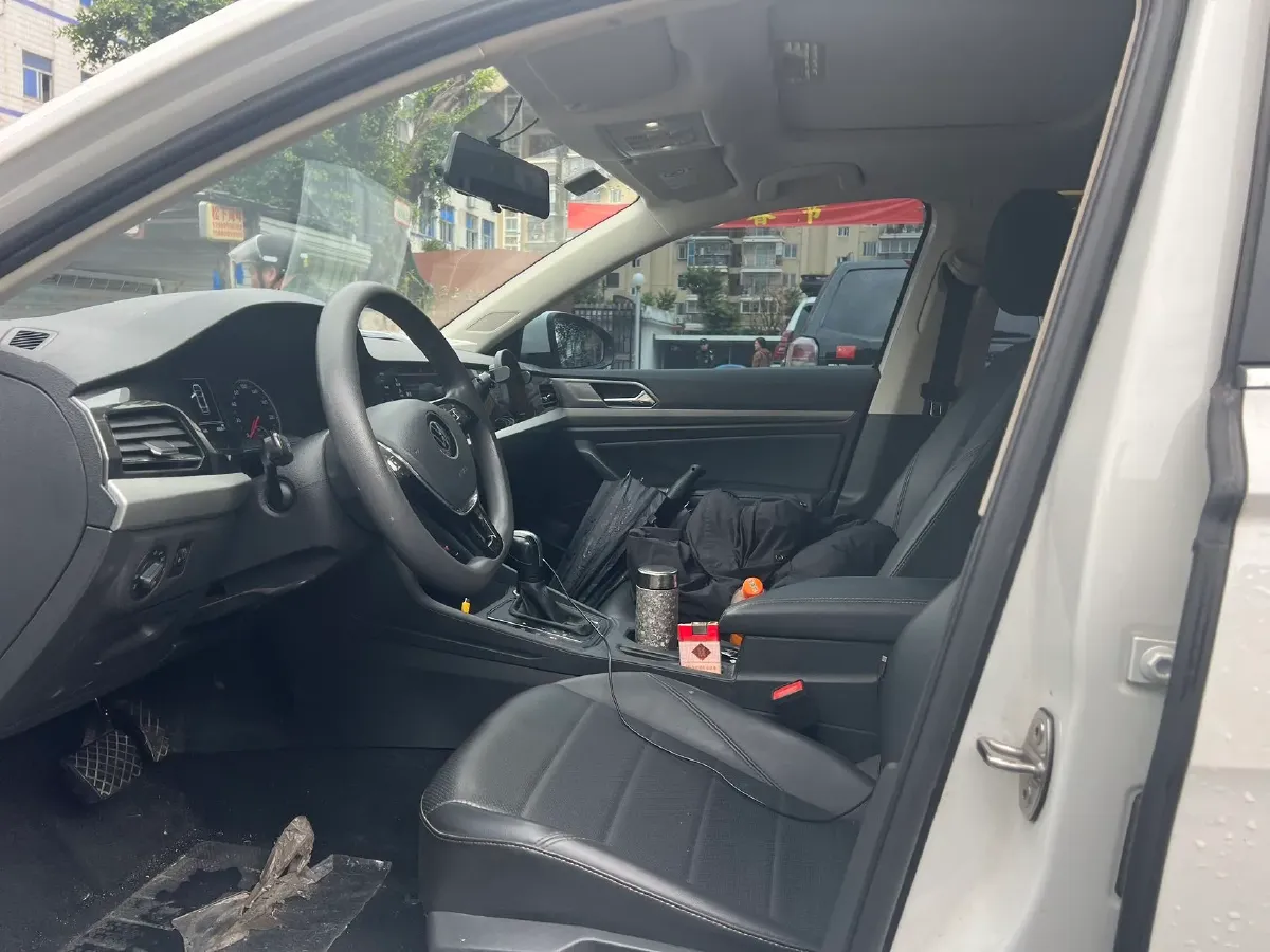 2019 Volkswagen Lavida 1.5L 113HP L4 6AT,autocango,china used car exporter,china ev exporter,chinese used car exporter,chinese used ev exporter