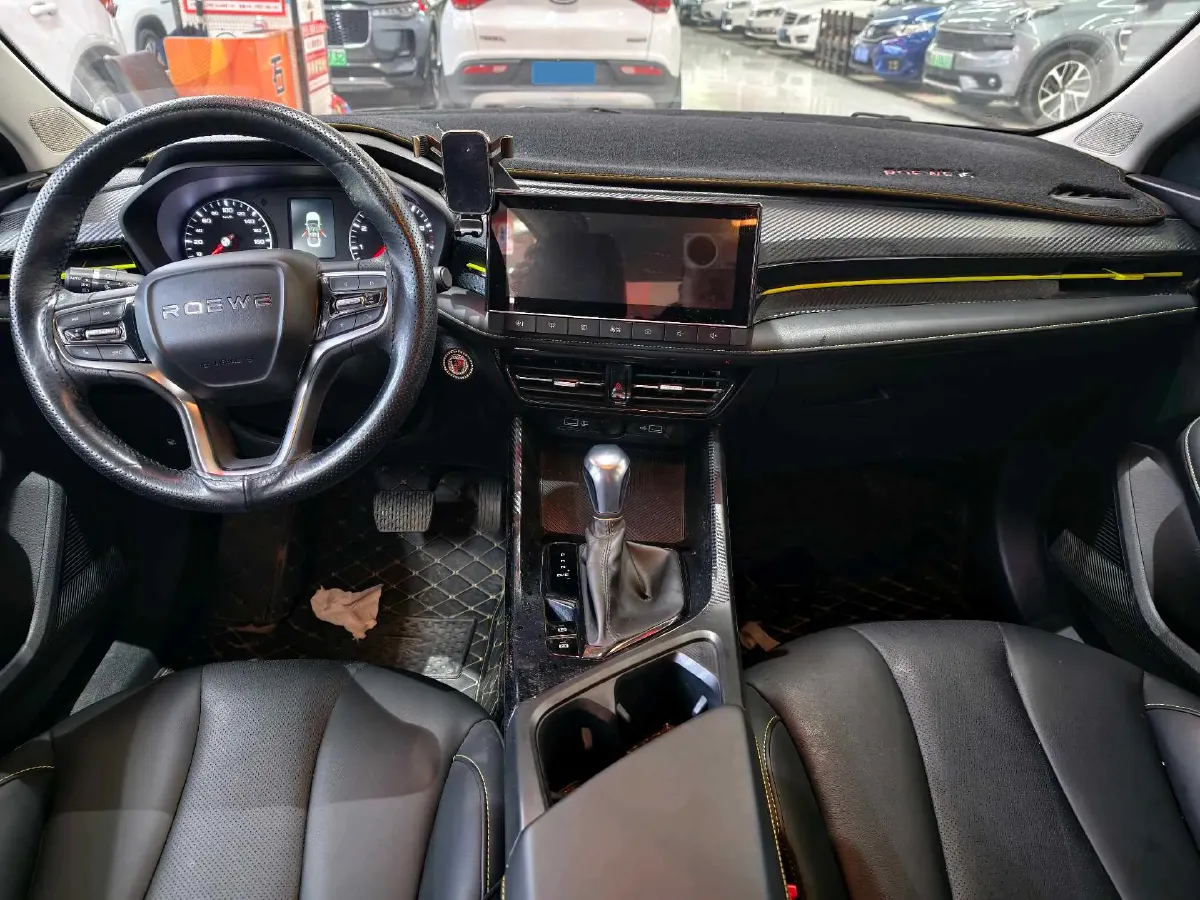 2021 Roewe i5 1.5L 120HP L4 CVT,autocango,china used car exporter,china ev exporter,chinese used car exporter,chinese used ev exporter