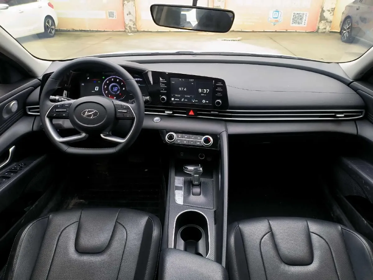 2022 Hyundai Elantra 1.5L 115HP L4 CVT,autocango,china used car exporter,china ev exporter,chinese used car exporter,chinese used ev exporter