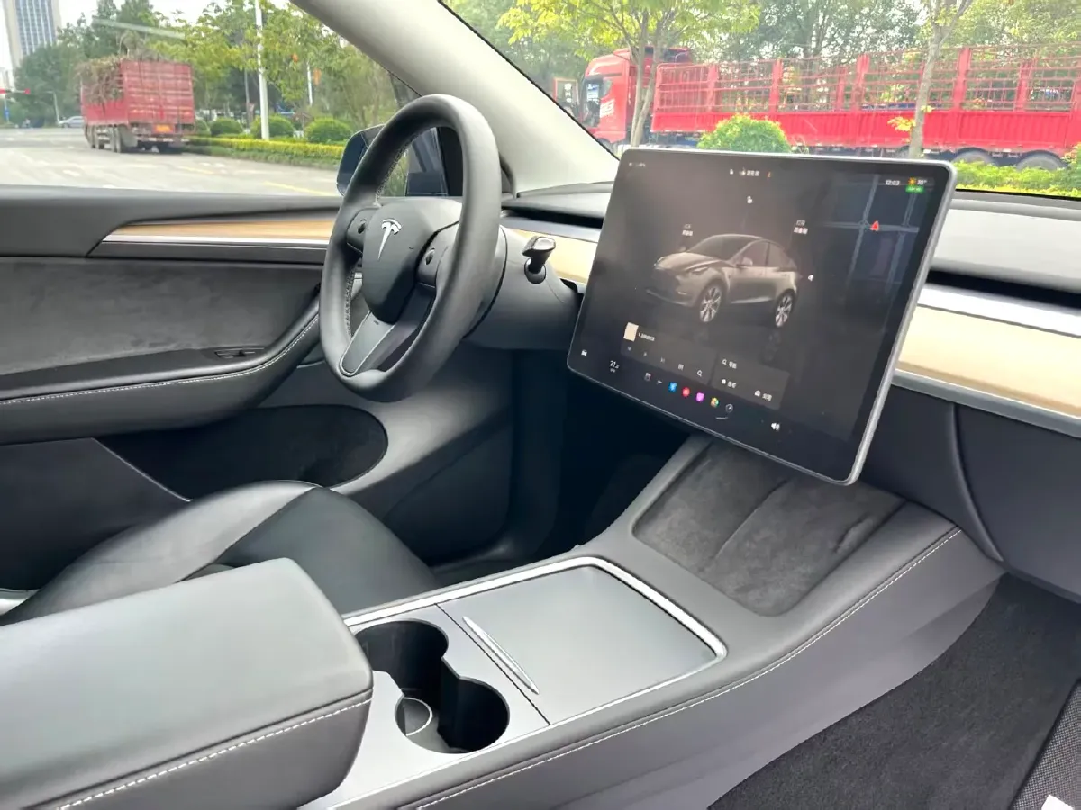 2022 Tesla Model Y BEV 60KWH,autocango,china used car exporter,china ev exporter,chinese used car exporter,chinese used ev exporter