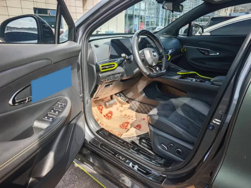 2022 ChangAn UNI-T 1.5T 188HP L4 7DCT,autocango,china used car exporter,china ev exporter,chinese used car exporter,chinese used ev exporter