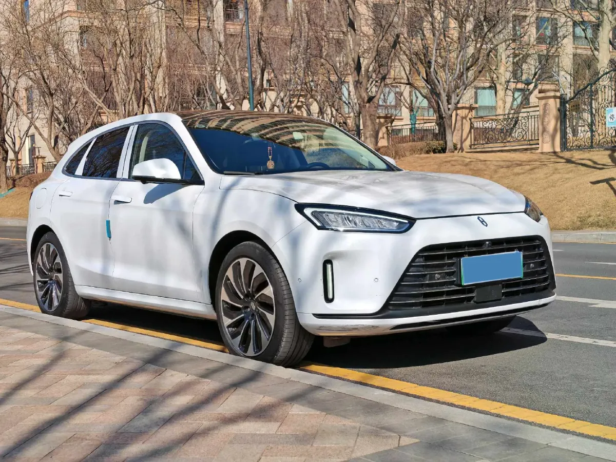 2022 AITO AITO M5 Range Extended 125HP REEV 40KWH,autocango,china used car exporter,china ev exporter,chinese used car exporter,chinese used ev exporter