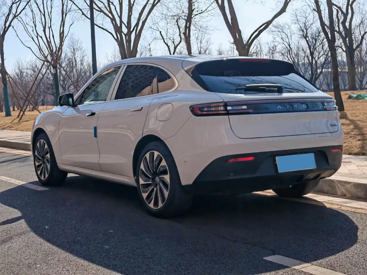 2022 AITO AITO M5 Range Extended 125HP REEV 40KWH,autocango,china used car exporter,china ev exporter,chinese used car exporter,chinese used ev exporter