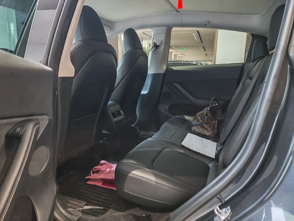 2024 Tesla Model Y BEV 78.4KWH,autocango,china used car exporter,china ev exporter,chinese used car exporter,chinese used ev exporter