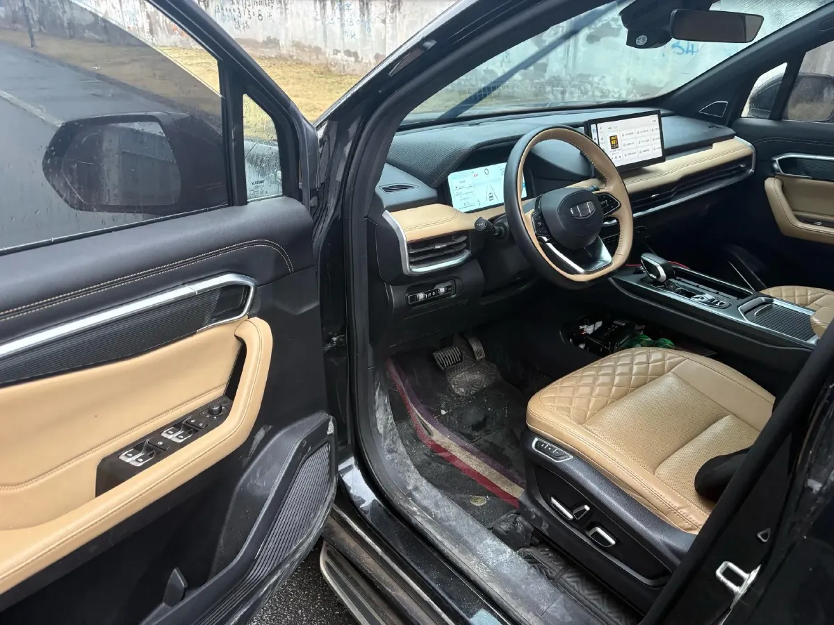 2023 Geely Okavango L 2.0T 218HP L4 7DCT,autocango,china used car exporter,china ev exporter,chinese used car exporter,chinese used ev exporter