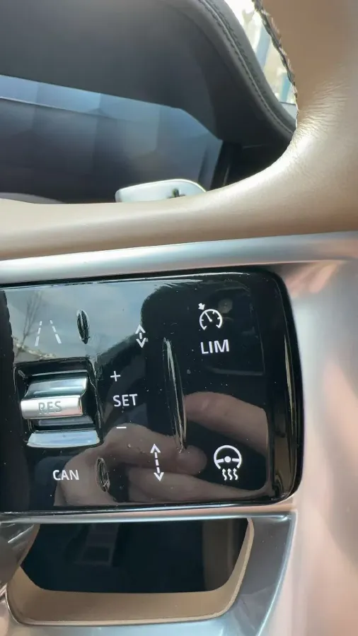 2024 Land Rover Range Rover 3.0T 400HP L6 8AT,autocango,china used car exporter,china ev exporter,chinese used car exporter,chinese used ev exporter