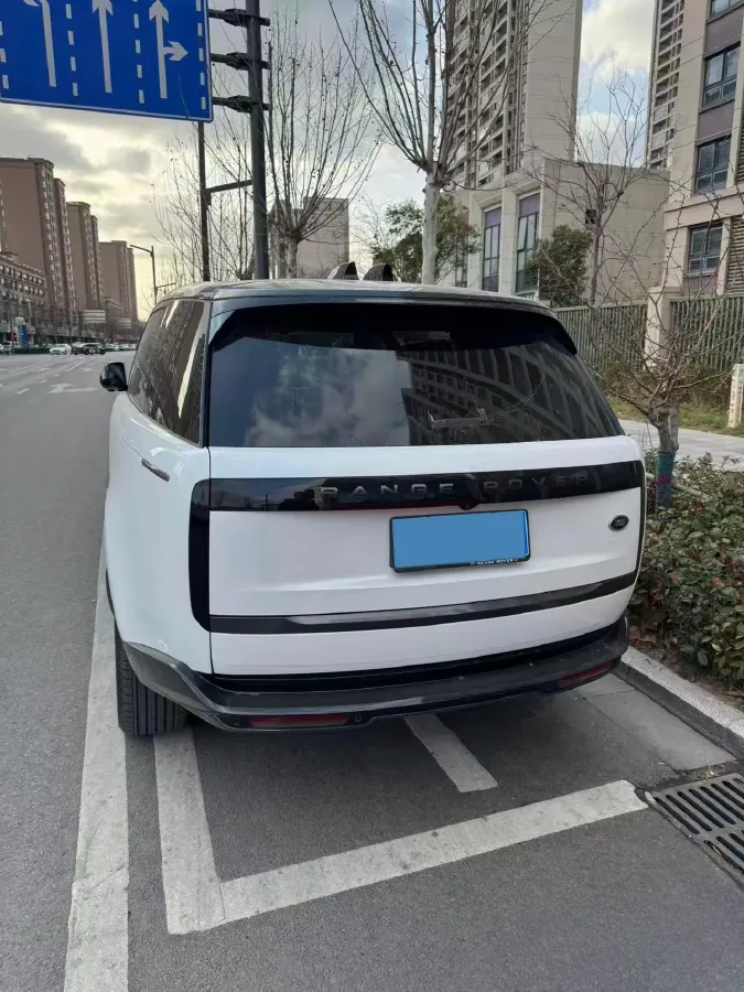2024 Land Rover Range Rover 3.0T 400HP L6 8AT,autocango,china used car exporter,china ev exporter,chinese used car exporter,chinese used ev exporter