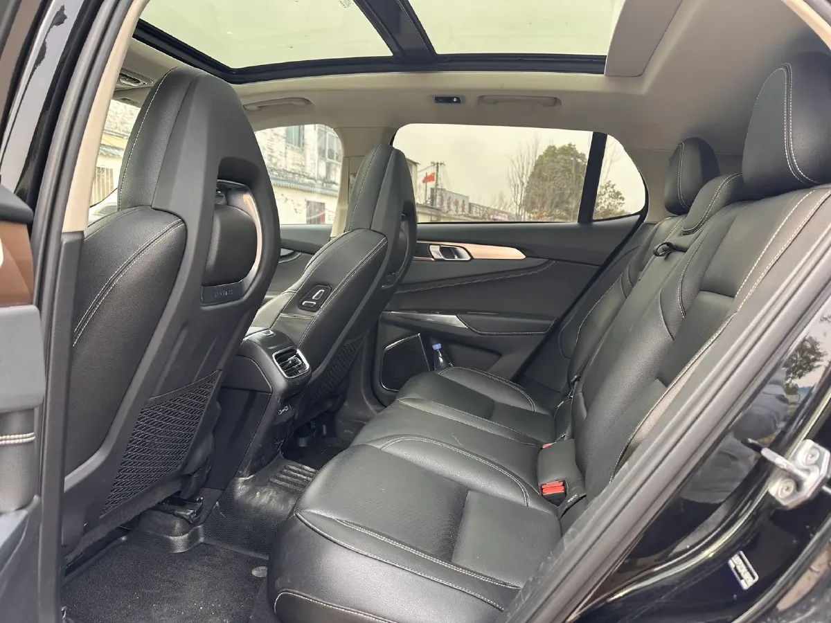 2019 Beijing BJ40 2.0T 218HP L4 6AT,autocango,china used car exporter,china ev exporter,chinese used car exporter,chinese used ev exporter