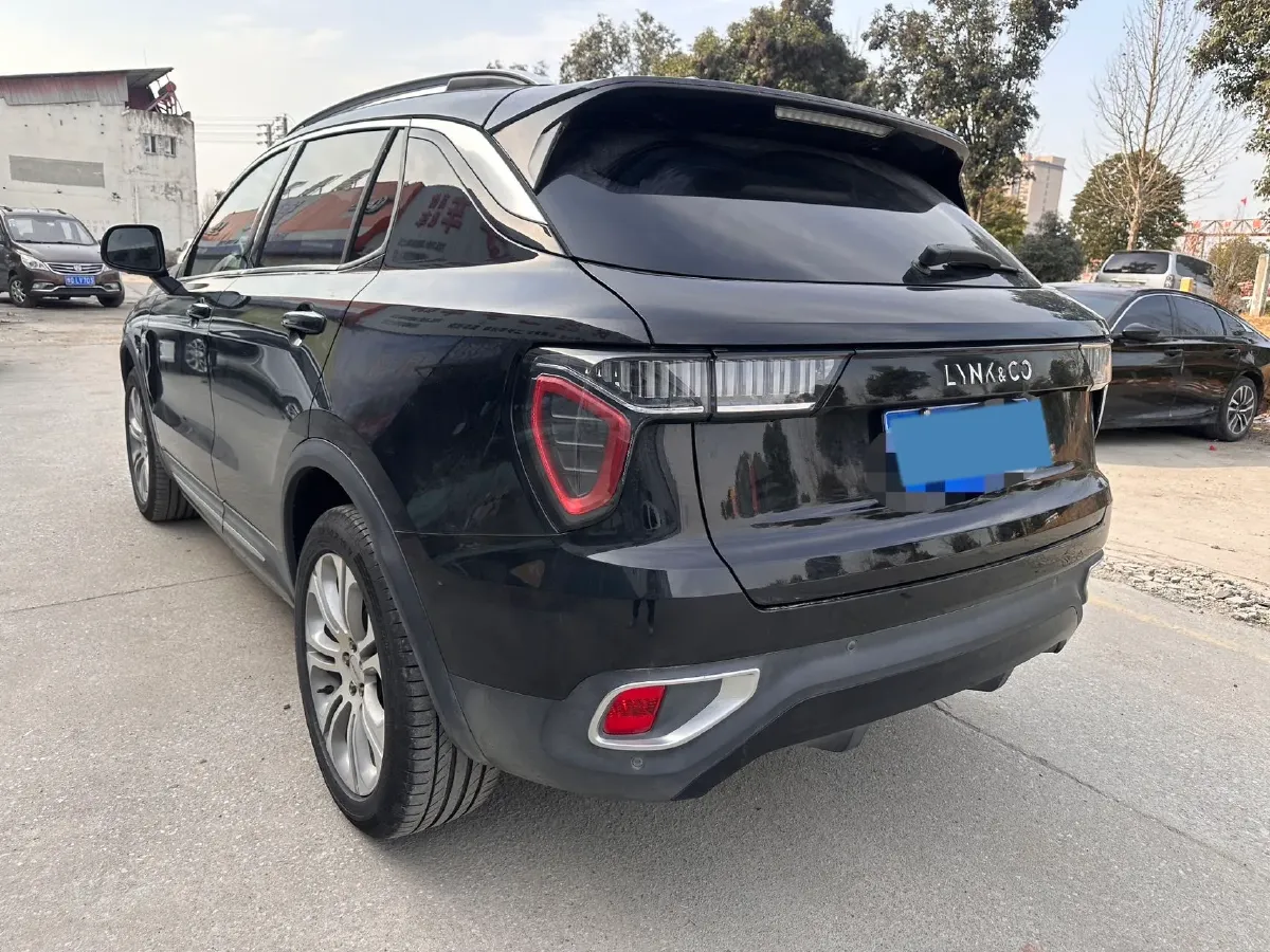 2019 Beijing BJ40 2.0T 218HP L4 6AT,autocango,china used car exporter,china ev exporter,chinese used car exporter,chinese used ev exporter