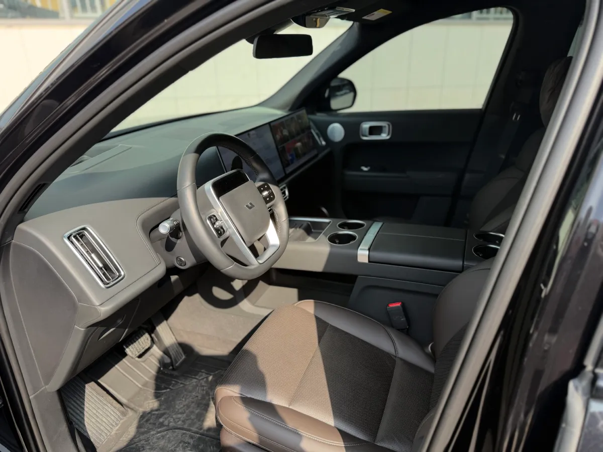 2022 Li L9 Range Extended 154HP REEV 42.6KWH,autocango,china used car exporter,china ev exporter,chinese used car exporter,chinese used ev exporter