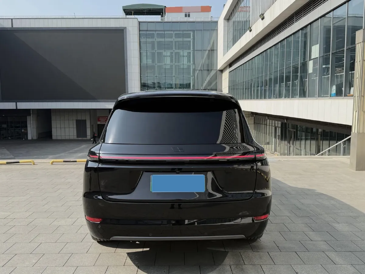 2022 Li L9 Range Extended 154HP REEV 42.6KWH,autocango,china used car exporter,china ev exporter,chinese used car exporter,chinese used ev exporter