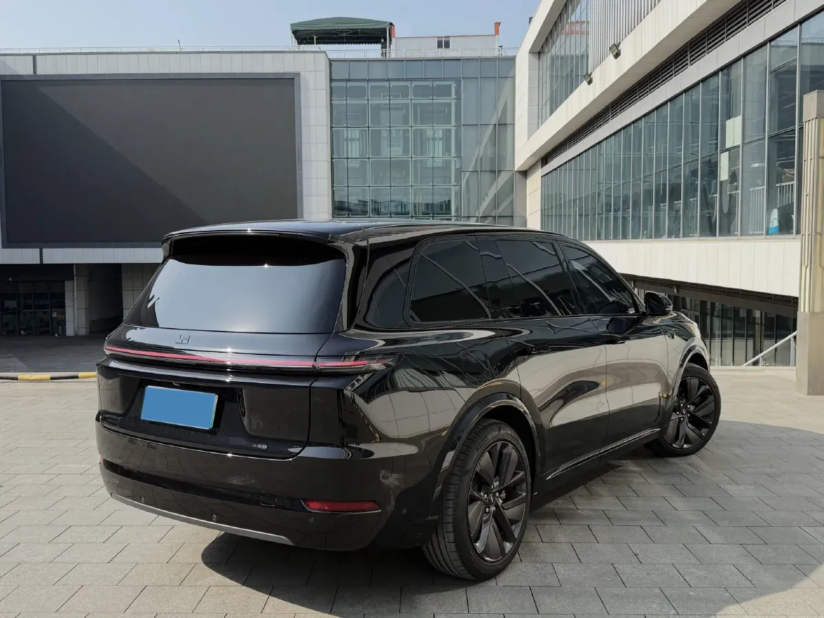 2022 Li L9 Range Extended 154HP REEV 42.6KWH,autocango,china used car exporter,china ev exporter,chinese used car exporter,chinese used ev exporter
