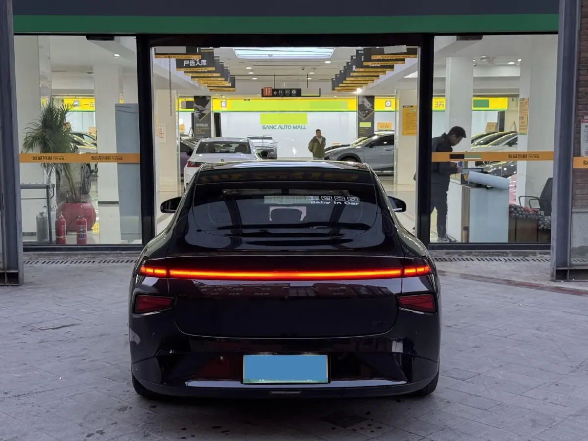 2022 Xpeng P7 BEV 70.8KWH,autocango,china used car exporter,china ev exporter,chinese used car exporter,chinese used ev exporter