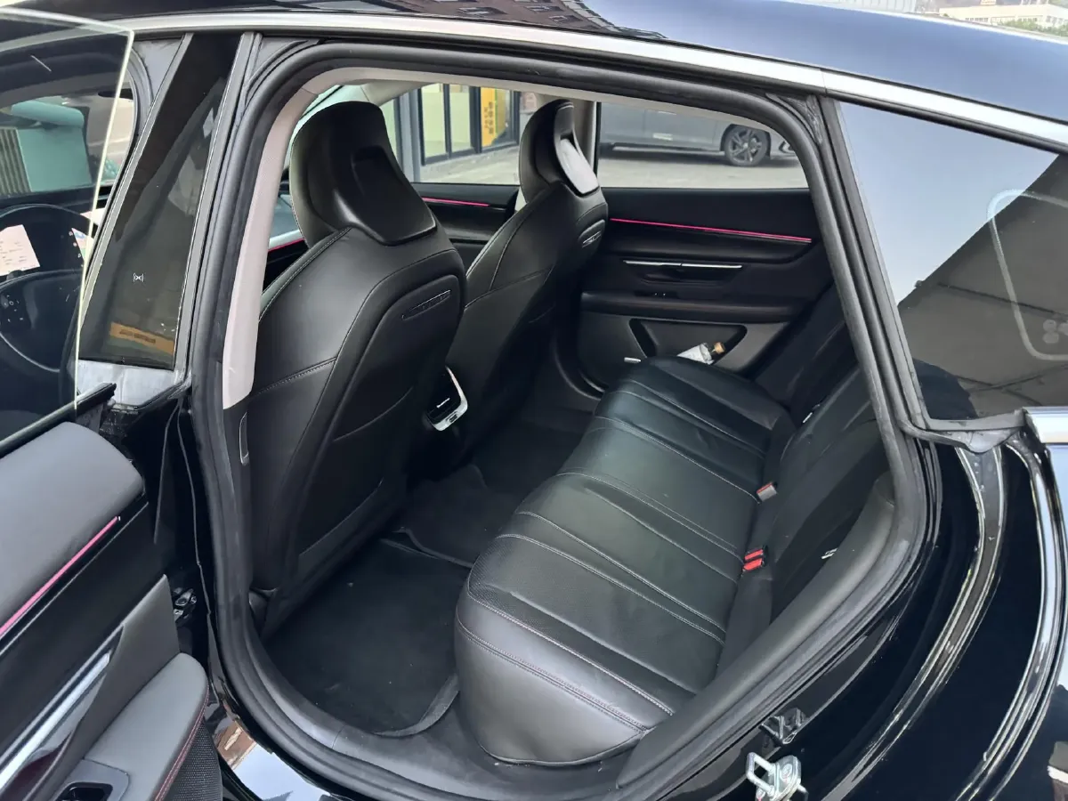 2022 Xpeng P7 BEV 70.8KWH,autocango,china used car exporter,china ev exporter,chinese used car exporter,chinese used ev exporter