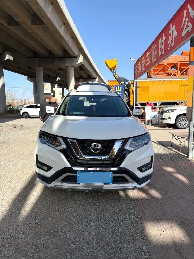 2021 Nissan X-Trail 2.5L 181HP L4 CVT,autocango,china used car exporter,china ev exporter,chinese used car exporter,chinese used ev exporter