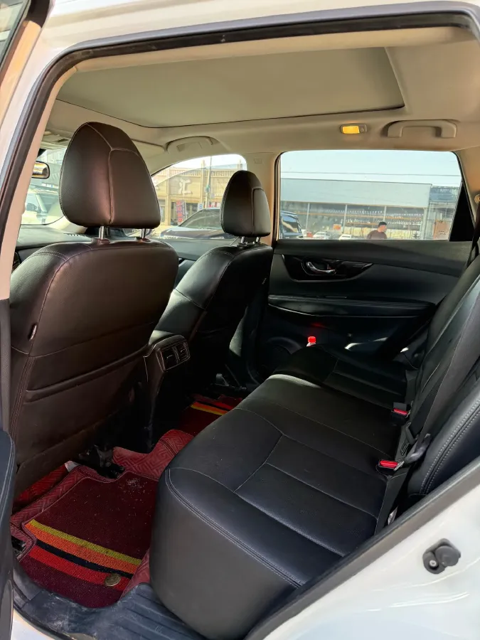 2021 Nissan X-Trail 2.5L 181HP L4 CVT,autocango,china used car exporter,china ev exporter,chinese used car exporter,chinese used ev exporter