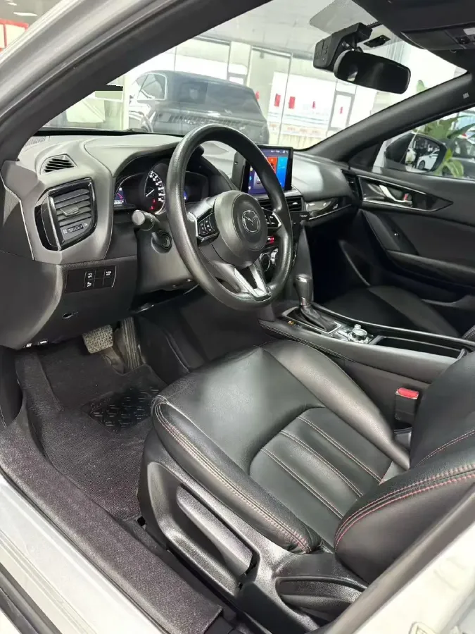 2020 Mazda CX-4 2.0L 158HP L4 6AT,autocango,china used car exporter,china ev exporter,chinese used car exporter,chinese used ev exporter