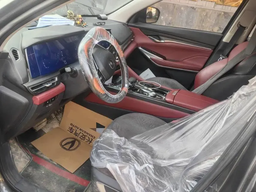 2020 ChangAn CS75 Plus 2.0T 233HP L4 8AT,autocango,china used car exporter,china ev exporter,chinese used car exporter,chinese used ev exporter