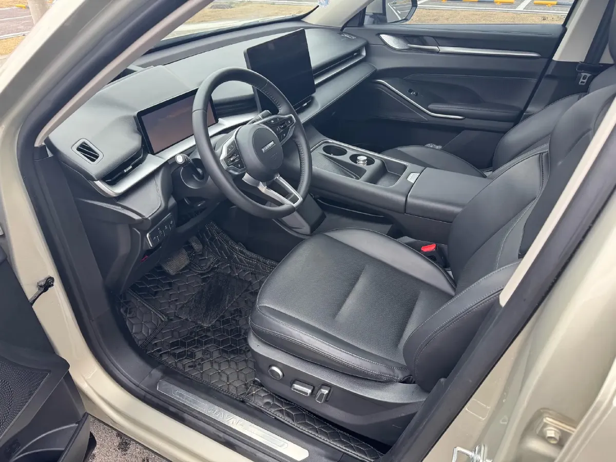 2024 Haval H6 1.5T 184HP L4 7DCT,autocango,china used car exporter,china ev exporter,chinese used car exporter,chinese used ev exporter
