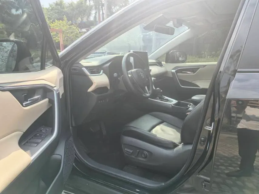 2020 Toyota RAV4 2.0L 171HP L4 CVT,autocango,china used car exporter,china ev exporter,chinese used car exporter,chinese used ev exporter