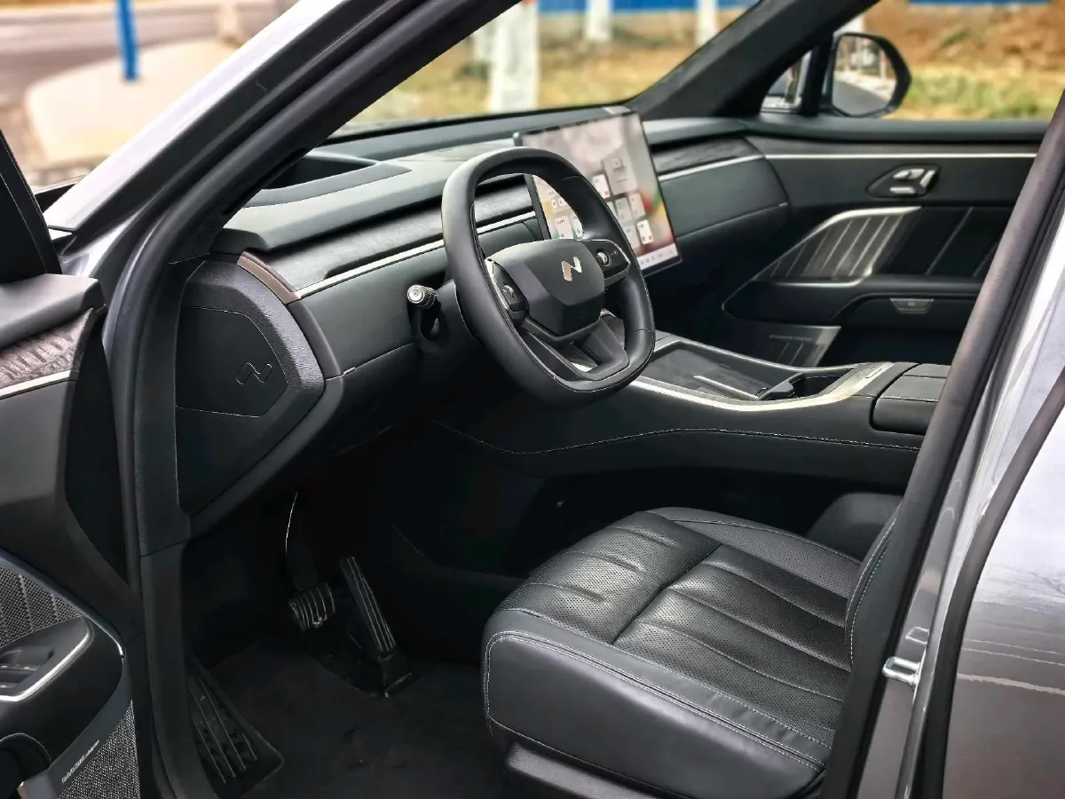 2025 ONVO L90 BEV,autocango,china used car exporter,china ev exporter,chinese used car exporter,chinese used ev exporter