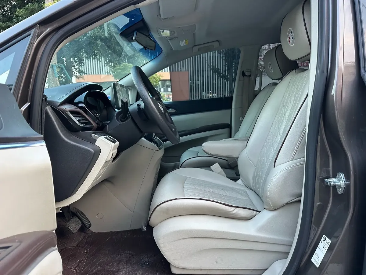 2021 Buick GL8 2.0T 237HP L4 9AT,autocango,china used car exporter,china ev exporter,chinese used car exporter,chinese used ev exporter